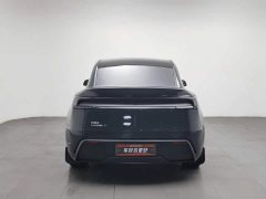Tesla Model Y Rear-Wheel Drive - ფოტო 4
