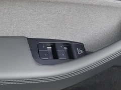 Tesla Model Y Rear-Wheel Drive - ფოტო 9