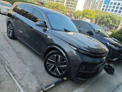 Li Auto L9 Pro - ფოტო 2