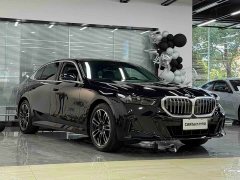 BMW 5 Series 530Li Premier M Sport Package - ფოტო 3