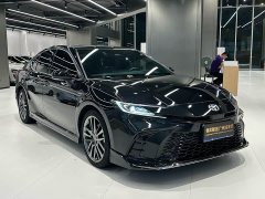 Toyota Camry Hybrid 2.0L HXS Sport Plus - фото 2