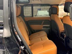 Land Rover Defender 110 3.0T P400 Dark Edition - photo 11