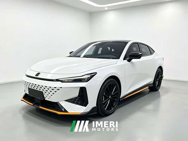 Changan UNI-V 1.5T Premium Sport - автомобиль из Китая