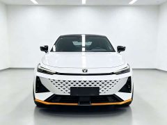 Changan UNI-V 1.5T Premium Sport - фото 2