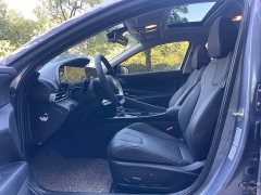 Hyundai Elantra 1.5L CVT Luxury - ფოტო 11