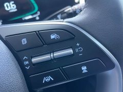 Hyundai Elantra 1.5L CVT Luxury - ფოტო 16