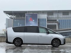 Li Auto MEGA Home Family Edition - ფოტო 7