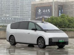 Li Auto MEGA Home Family Edition - ფოტო 8
