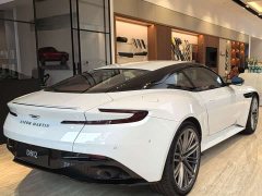 Aston Martin DB12 4.0T V8 Coupe - фото 10
