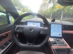 NIO EC6 615KM Signature Edition - ფოტო 10