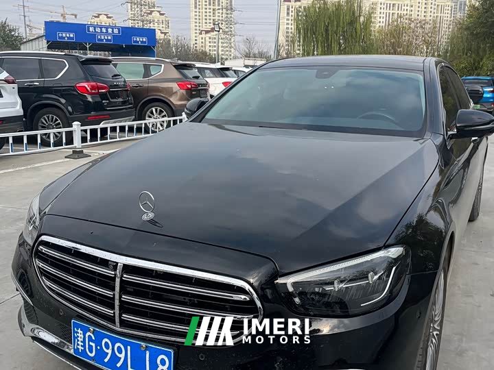 Mercedes-Benz E-Class Facelift E 300 L Fashion Edition