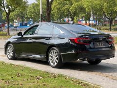 Honda Accord 260TURBO Luxury Edition - фото 9