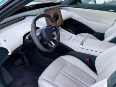 Xiaomi YU7 Four-Wheel Drive Max Edition - ფოტო 4