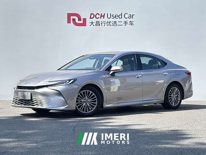 Toyota Camry Hybrid 2.0L HGVP Luxury