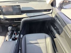 Toyota Camry Hybrid 2.0L HGVP Luxury - ფოტო 14