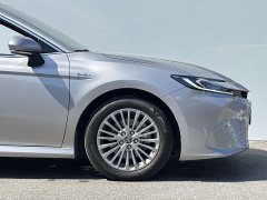 Toyota Camry Hybrid 2.0L HGVP Luxury - ფოტო 6