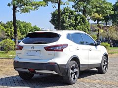 Nissan Qashqai Classic 2.0L CVT XV Comfort Edition - фото 15