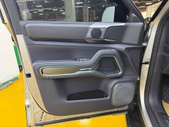 Fangchengbao Leopard 8 Flash Charging 5-seater edition - ფოტო 2