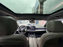 BMW 5 Series 530Li Premier M Sport Package - ფოტო 12