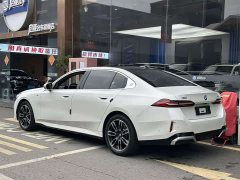 BMW 5 Series 530Li Premier M Sport Package - ფოტო 5