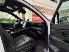 NIO ES8 580KM Signature Edition Six-Seater - ფოტო 18