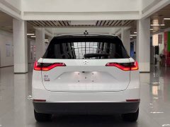 NIO ES8 580KM Signature Edition Six-Seater - ფოტო 6