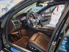 BMW 7 Series 740Li Premier Luxury Package - фото 4