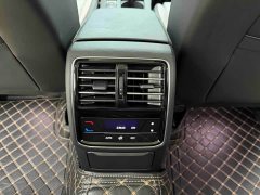 Volkswagen Magotan Facelift II Popular Edition 330TSI DSG Luxury - ფოტო 17