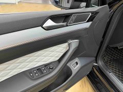 Volkswagen Magotan Facelift II Popular Edition 330TSI DSG Luxury - ფოტო 8