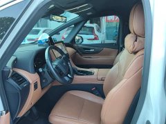 Toyota Vellfire Crown Hybrid 2.5L Premium Edition - фото 3