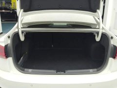 Volkswagen Bora 300TSI DSG Respect Edition - ფოტო 4