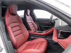 Porsche Taycan 4 Cross Turismo - photo 18