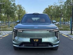 IM Motors Zhiji LS8 52 Max Luxury Six-Seater - photo 2
