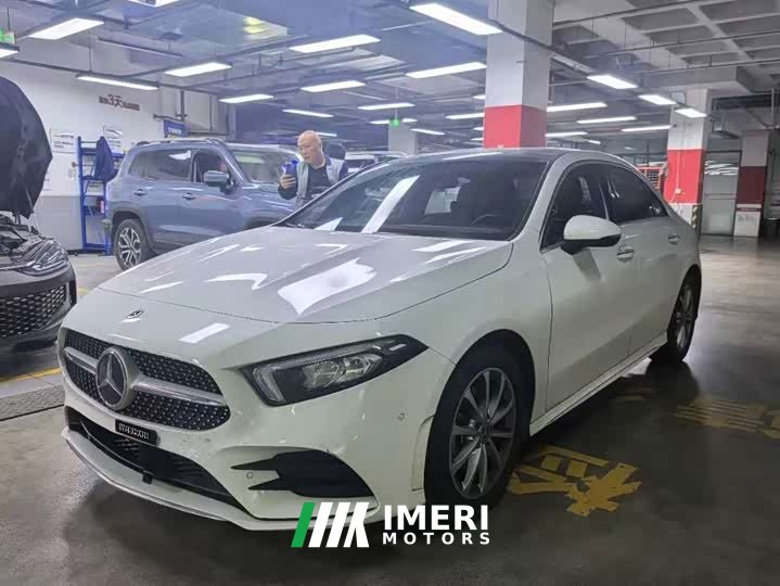 Mercedes-Benz A-Class A 200 L Sport Sedan Fashion Edition - car from China