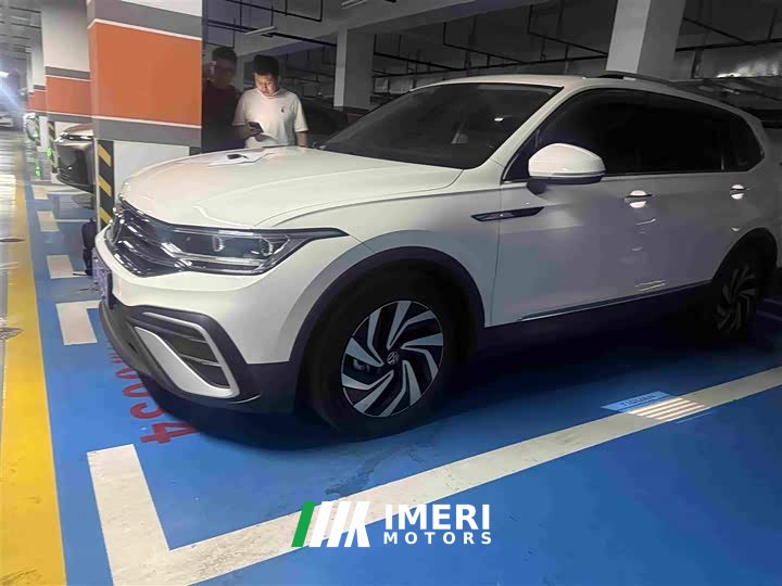 Volkswagen Tiguan L 330TSI Automatic FWD Smart Comfort Edition - car from China