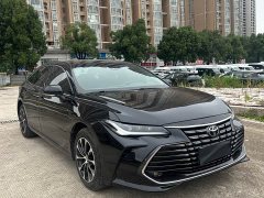Toyota Avalon 2.0L Base - ფოტო 1