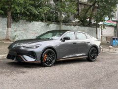 Changan UNI-V Third Generation 2.0T Dynamic Engine Edition - ფოტო 1