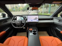 Changan UNI-V Third Generation 2.0T Dynamic Engine Edition - ფოტო 7