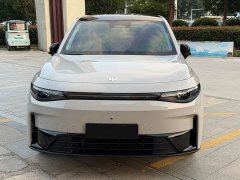 Leapmotor C10 530 Smart Comfort Edition - ფოტო 2