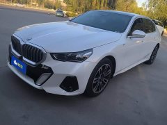 BMW 5 Series 530Li xDrive M Sport Package - ფოტო 1