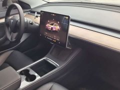 Tesla Model 3 Rear-Wheel Drive - ფოტო 4