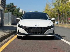 Hyundai Elantra 1.5L CVT Luxury - ფოტო 2