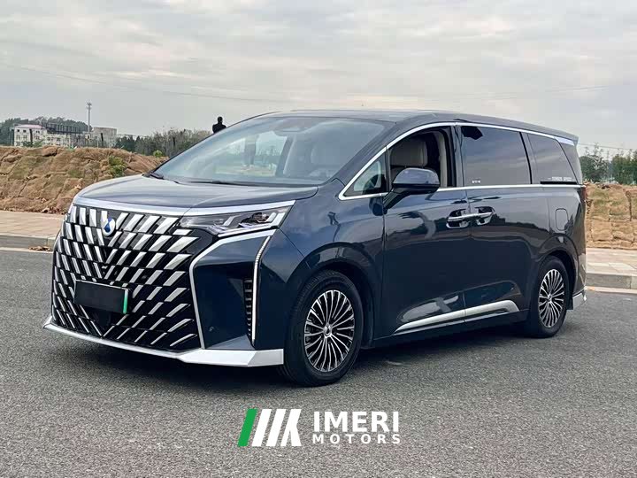 Denza D9 DM-i 970 AWD Flagship - ავტომობილი ჩინეთიდან