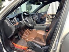 Volvo XC60 T5 AWD Smart Remote Luxury Edition - ფოტო 3