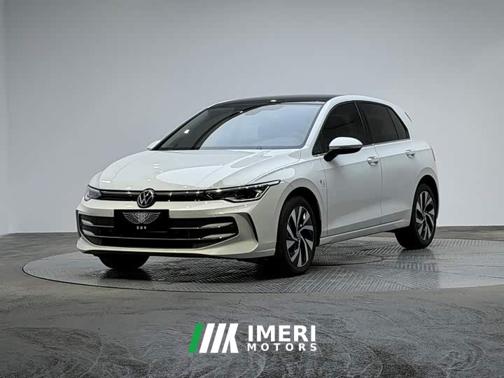 Volkswagen Golf Facelift 300TSI Pro - ავტომობილი ჩინეთიდან