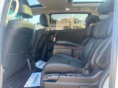 Honda Odyssey 2.0L Sharp Premium Edition - ფოტო 9