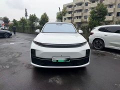 Li Auto L7 Pro - ფოტო 2