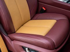 Rolls-Royce Cullinan Black Badge - ფოტო 18