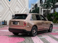 Rolls-Royce Cullinan Black Badge - ფოტო 8