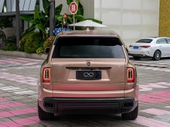 Rolls-Royce Cullinan Black Badge - ფოტო 9